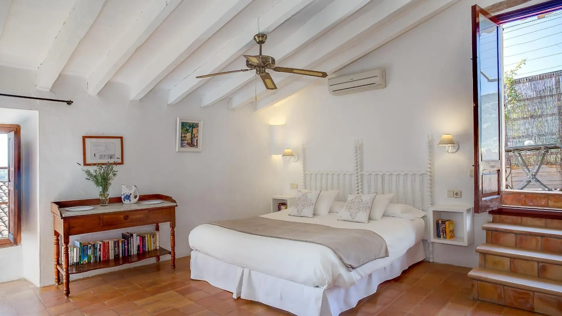 Finca Es Castell Binibona