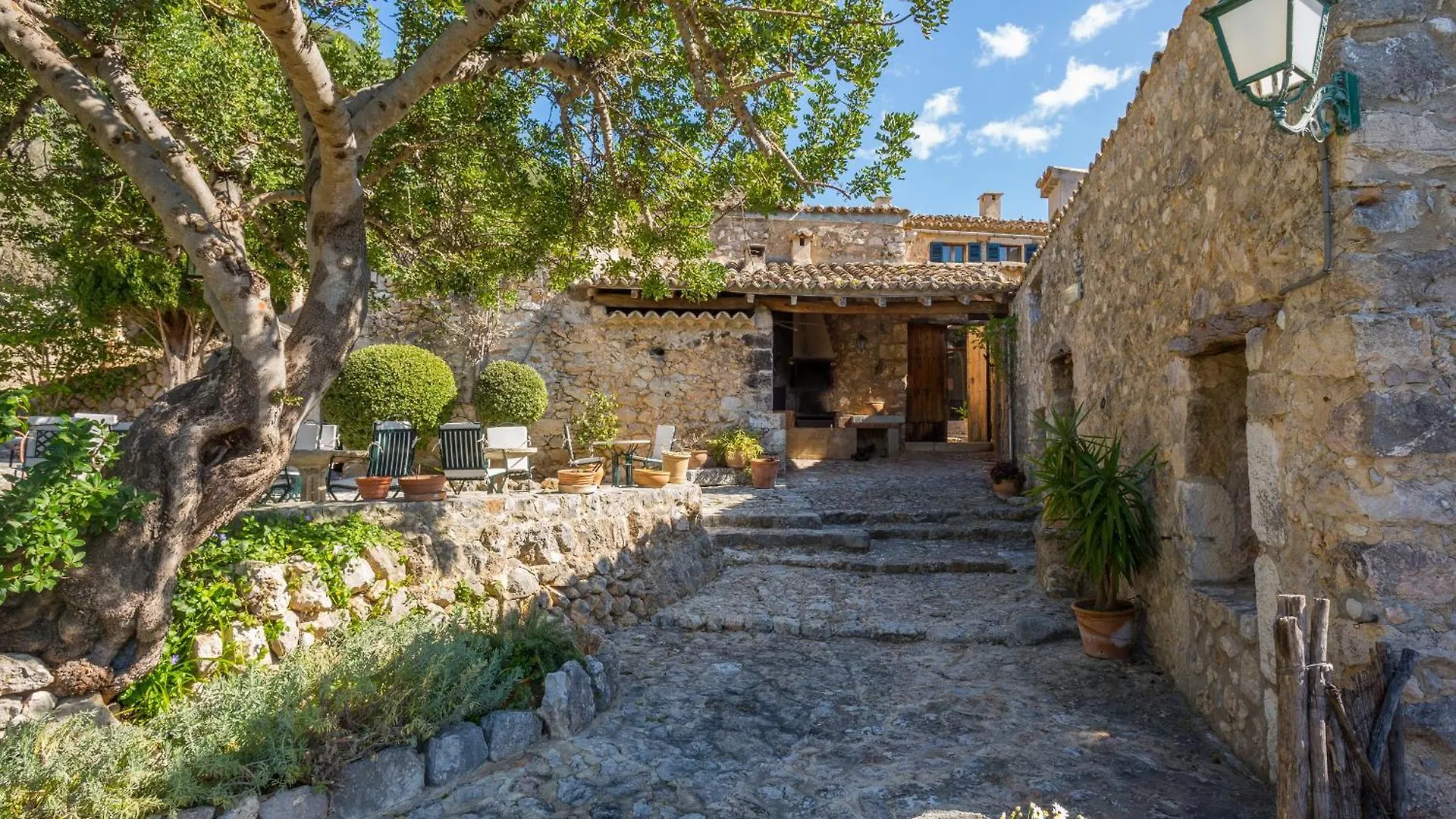 Finca Es Castell Binibona Szálloda