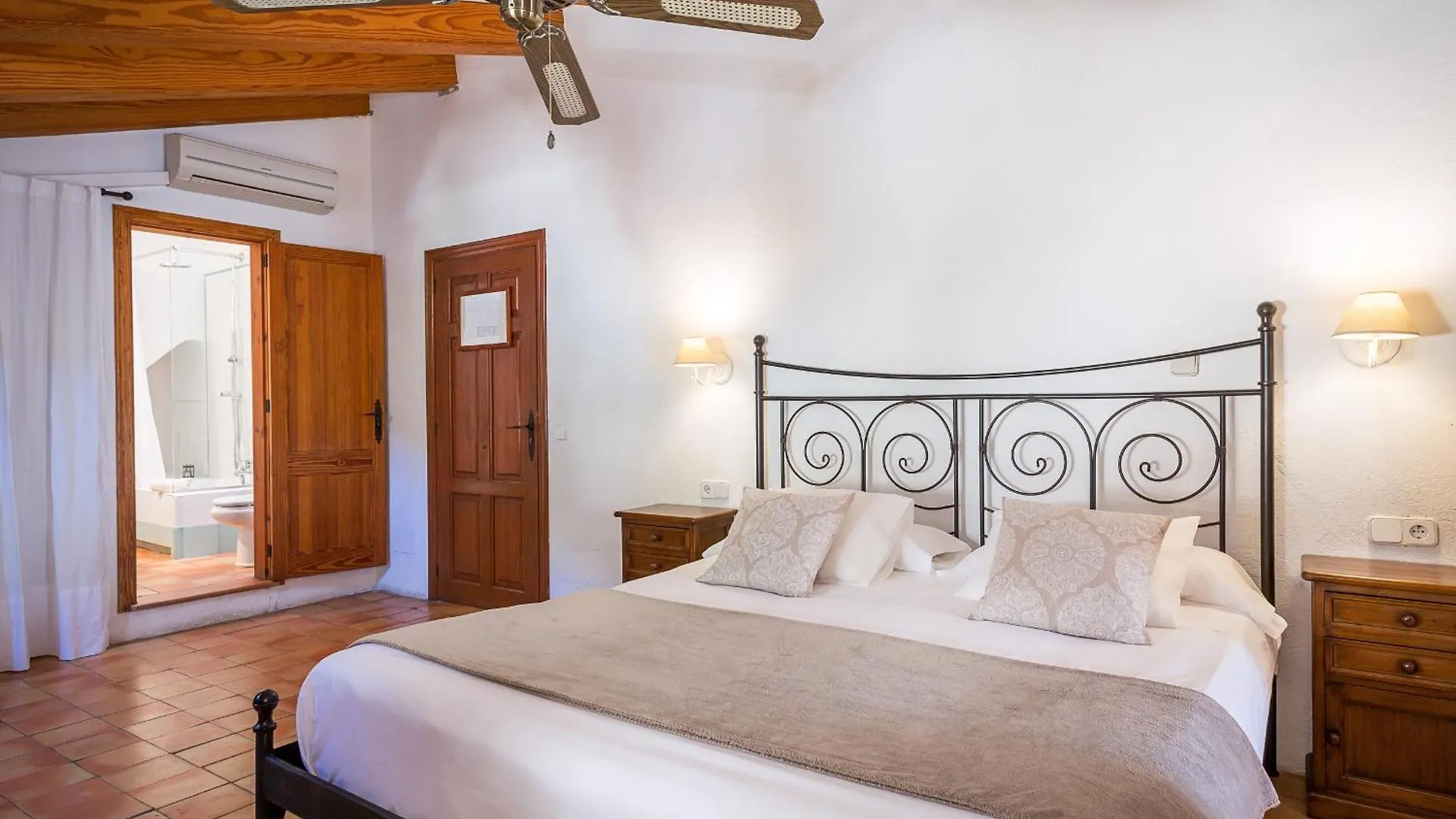 Finca Es Castell Binibona