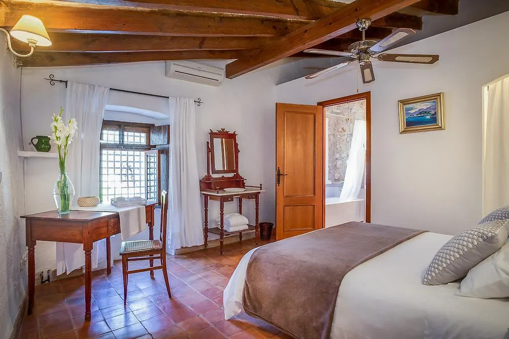 Finca Es Castell Binibona Szálloda
