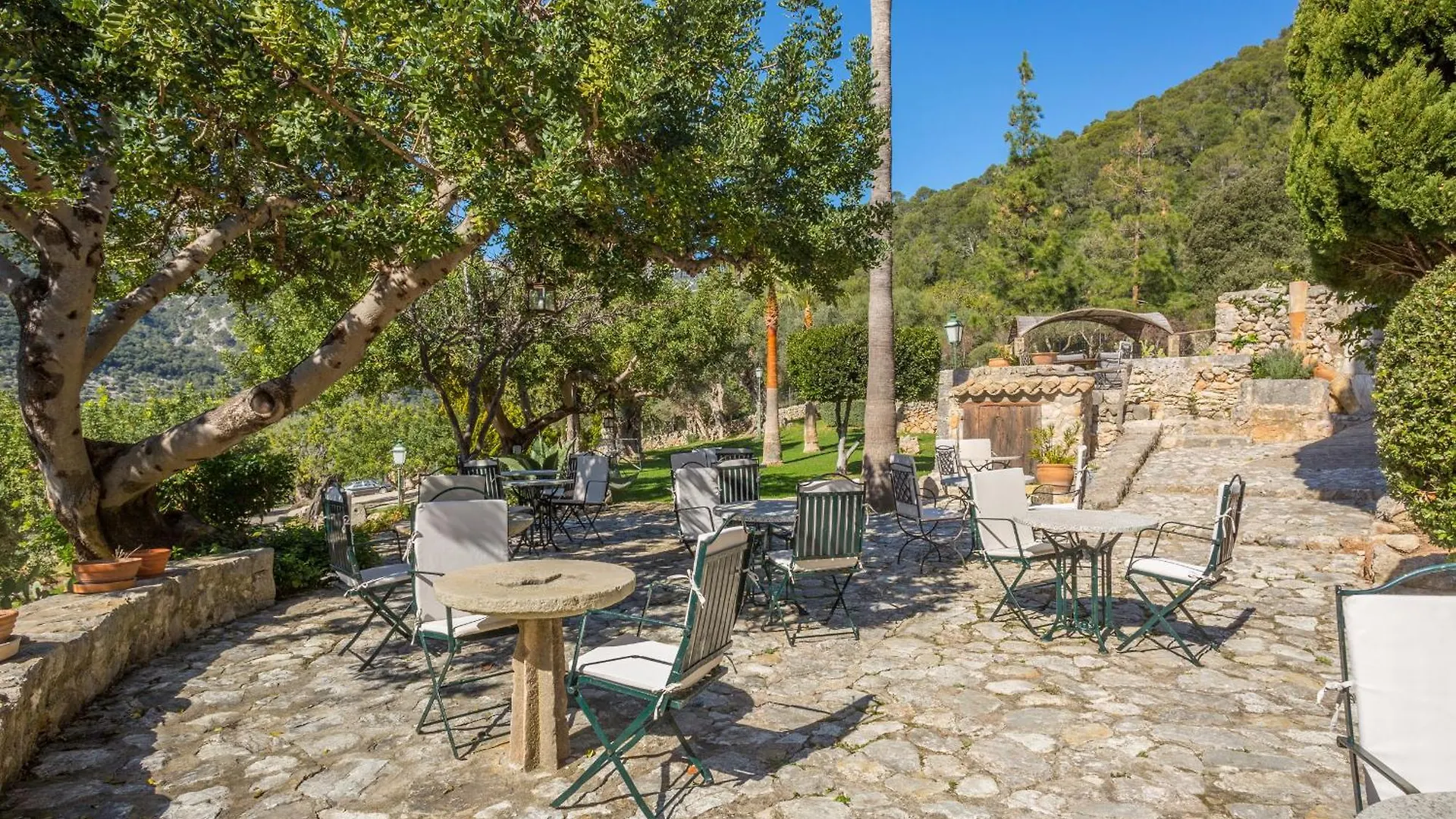 Finca Es Castell Binibona